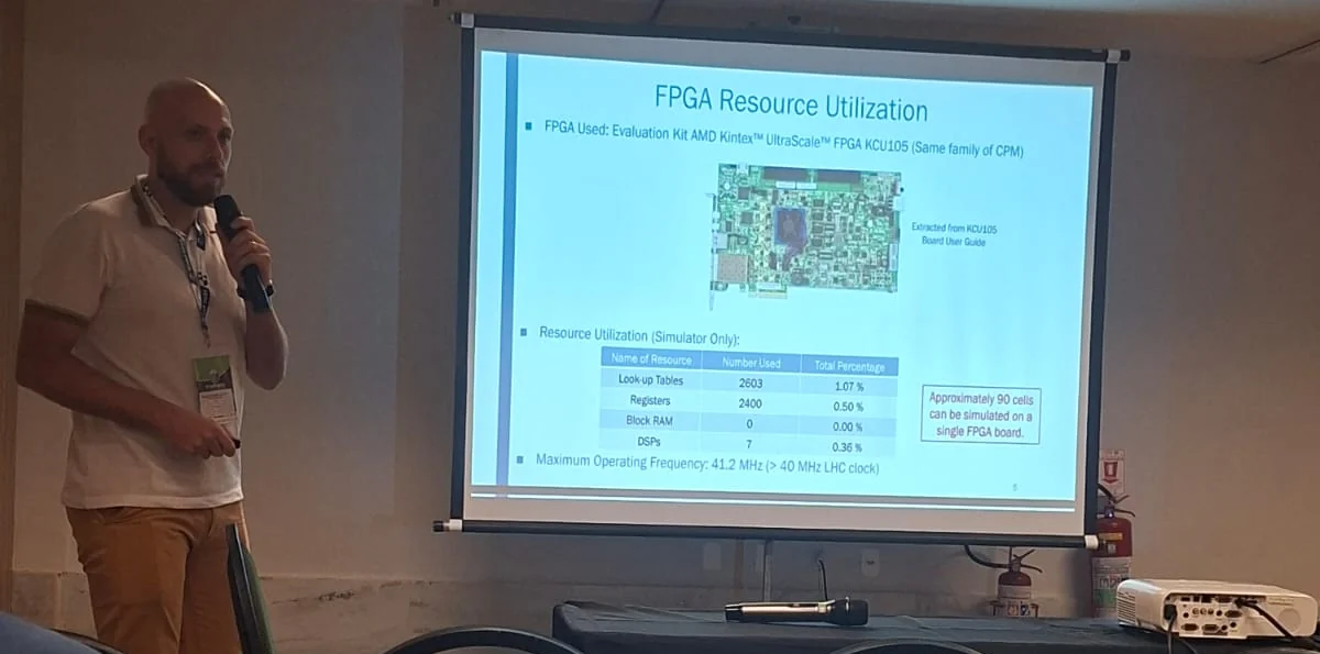 Thiago Paschoalin presenting the Tile Calorimeter pulse simulator at ICHEP 2026